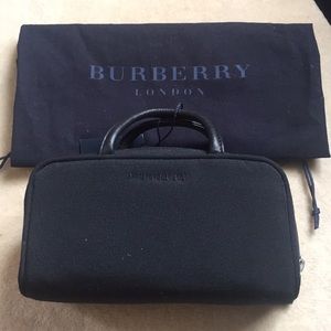 BRAND NEW Authentic Burberry Make-Up/Cosmetic Bag
